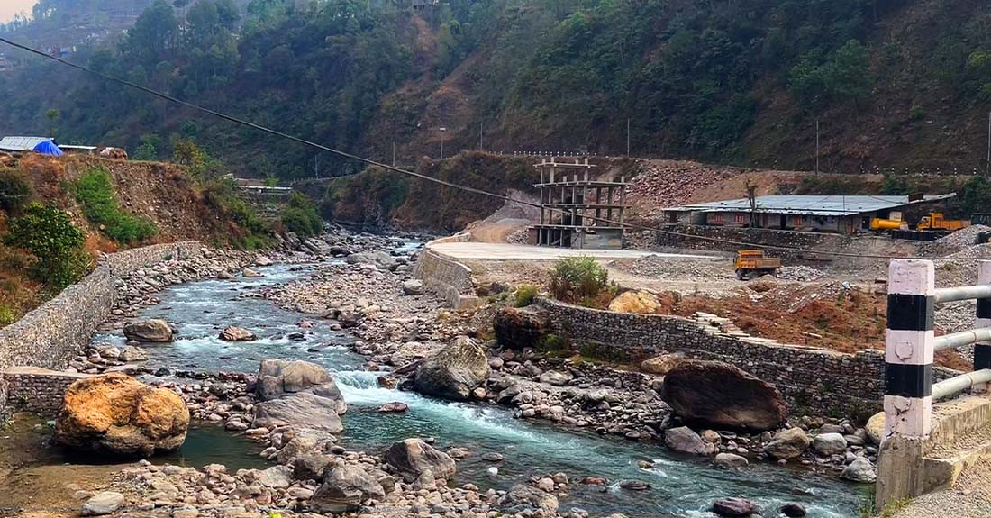 सीमा विवादका कारण बसपार्क निर्माण अवरुद्ध