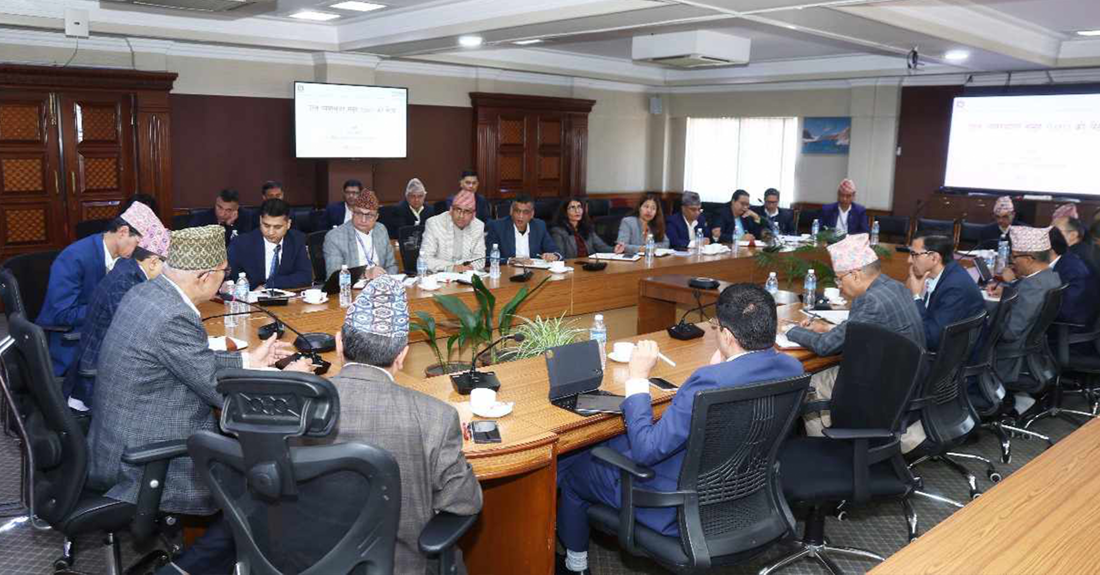 आर्थिक वर्षकाे पहिलाे चाैमासिकमा राजस्व सङ्कलन १७ प्रतिशतले बढ्यो