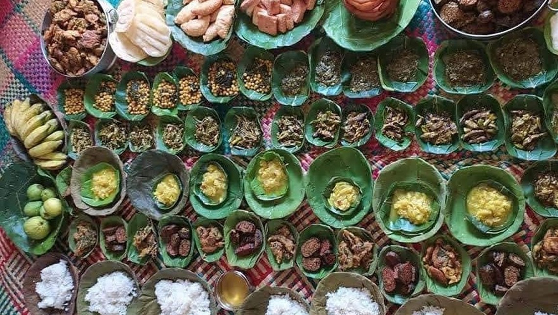 दाजुभाइले दिदीबहिनीको लागि ब्रत बसी अटवारी पर्व मनाइँदै