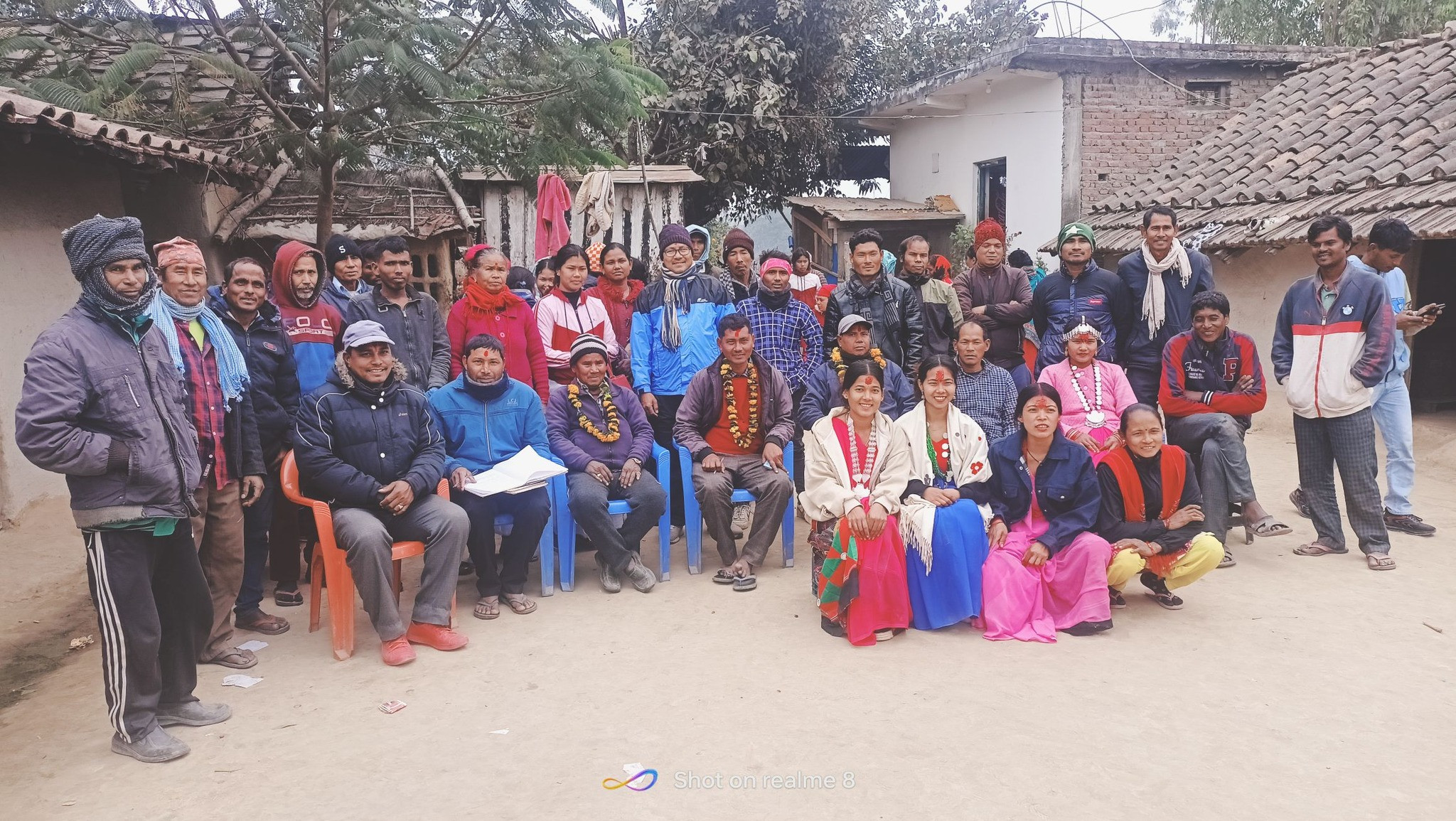 थारू समुदायले 'भलमन्सा' छान्दै: जसले गाउँको नेतृत्व गर्छ