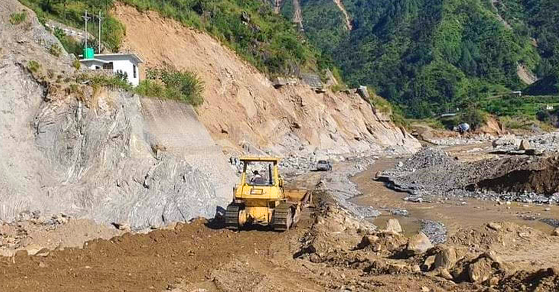 क्षतिग्रस्त विपी राजमार्ग पुनःनिर्माणबारे जाइकाद्वारा निरीक्षण