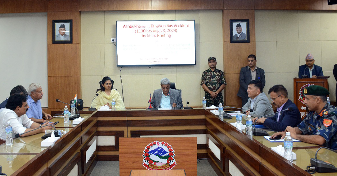 भारतका खेलकुद राज्यमन्त्रीलाई बस दुर्घटनाको ‘ब्रिफिङ’