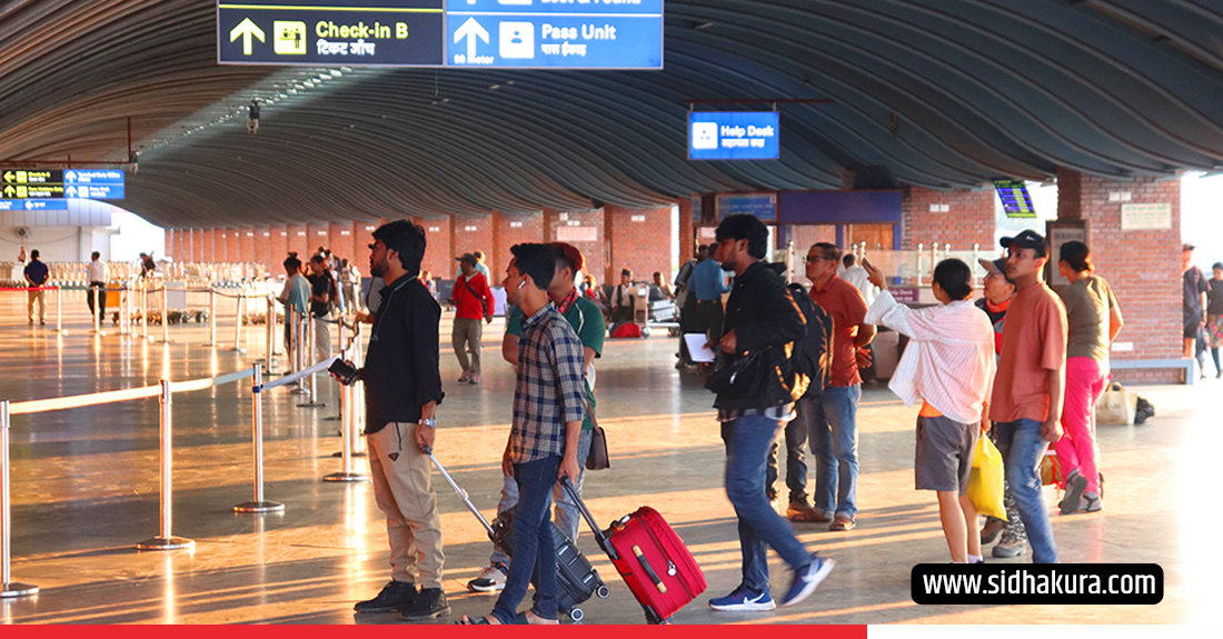 परदेशी : जो दसैँको दिन पनि विदेश उड्न बाध्य छन्....