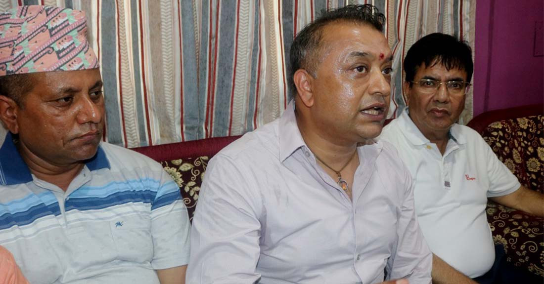 सरकार बनाउनेबारे माओवादीसँग छलफल हुँदैन : गगन थापा