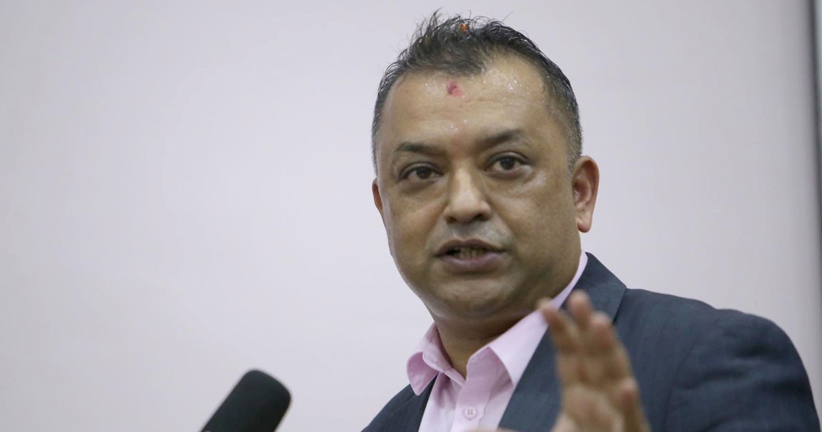 पूर्वप्रधानमन्त्रीको क्लबमा हुने निर्णय मान्दैनौँ  'Wrong is Wrong':गगन थापा