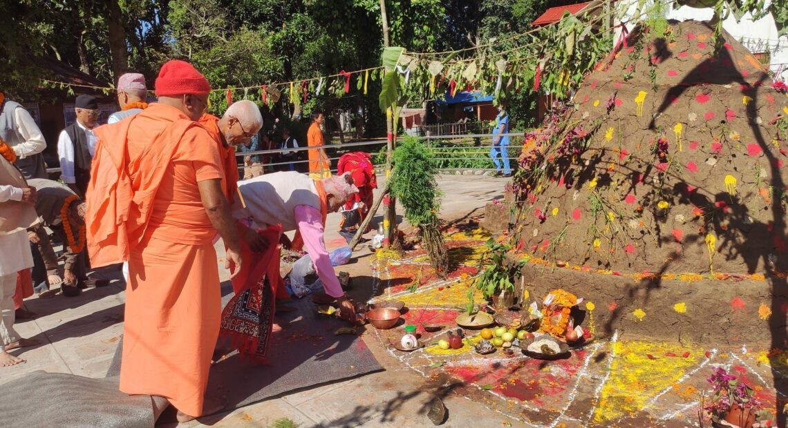 तिहारको चौँथो दिन : आज गोवद्र्धन पूजा