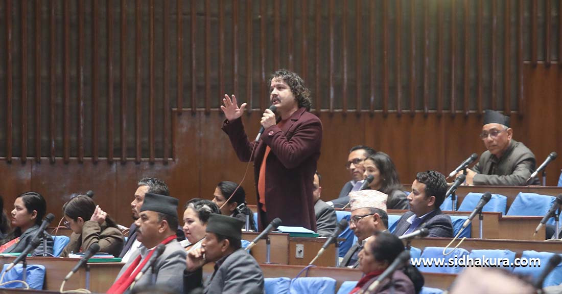 काठमाडौँ महानगरले फुटपाथ व्यवसायीमाथि ज्यादती गर्यो – सांसद हरि ढकाल