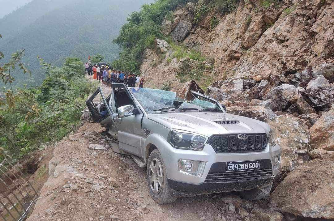 पाल्पामा जिप दुर्घटना हुँदा ३ जनाको मृत्यु