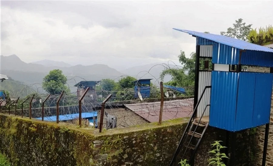 जीर्ण कारागारमा कैदीको भीड, नयाँ पक्की भवन रित्तै