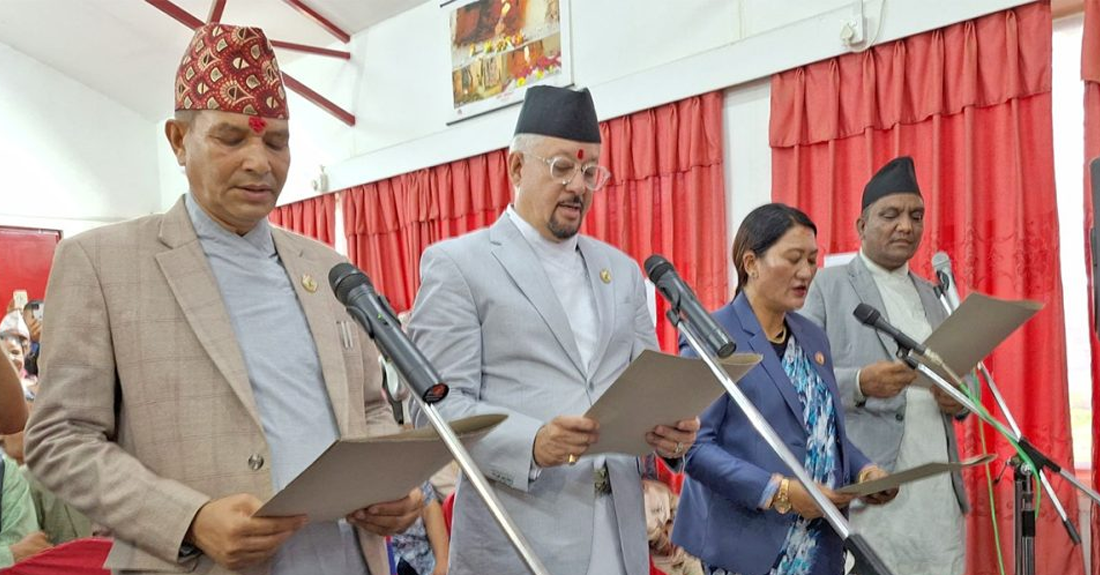 कर्णाली प्रदेशमा कांग्रेसबाट मन्त्री बनेका ४ जनाले लिए पद तथा गोपनियताको सपथ