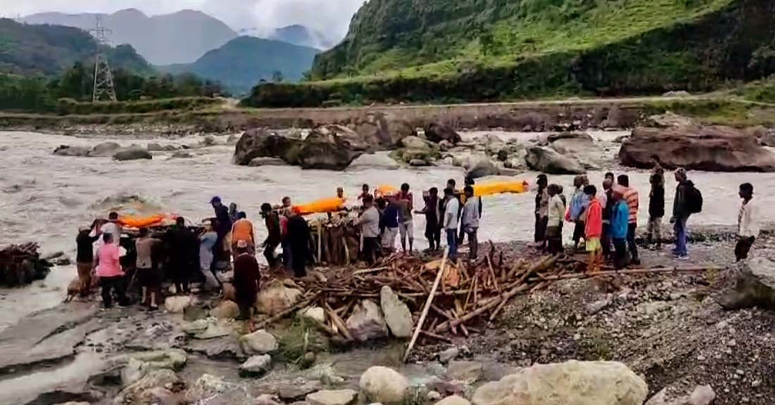 कास्की पहिरो अपटेडः मृतक पाँचजनाको सामूहिक दाहसंस्कार