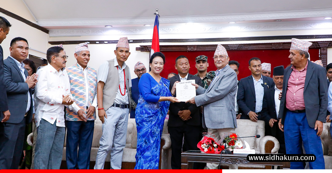 जब प्रधानमन्त्रीलाई तेह्रथुमका जनप्रतिनिधिले भेटे...
