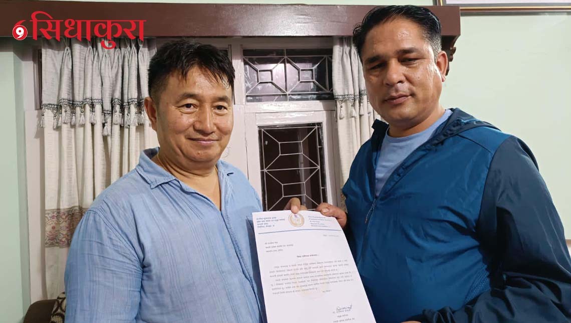 प्रदेश संसदीय दलको प्रमुख सचेतकबाट काफ्लेको राजीनामा