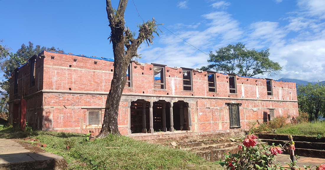 लमजुङ दरबार निर्माणकार्य ठप्प