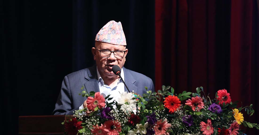 संसद विघटन गर्नेसँग सचेत रहन प्रधानमन्त्रीलाई माधव नेपालको सुझाव