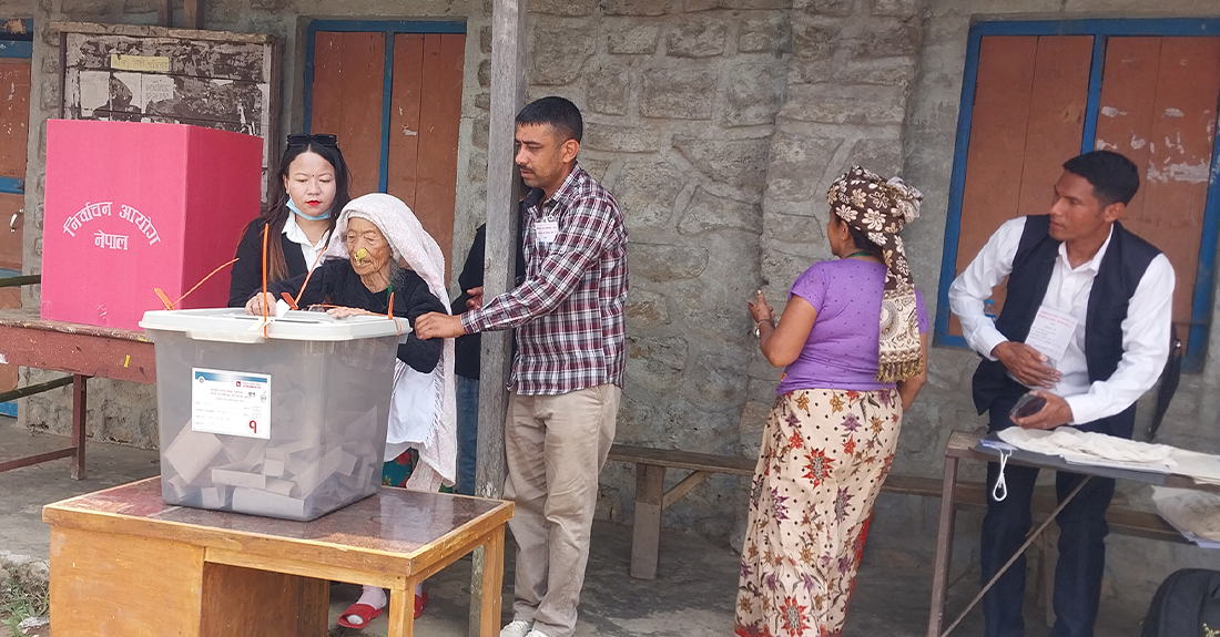 इलाम-२ मा शान्तिपूर्ण रूपमा मतदान सकियो