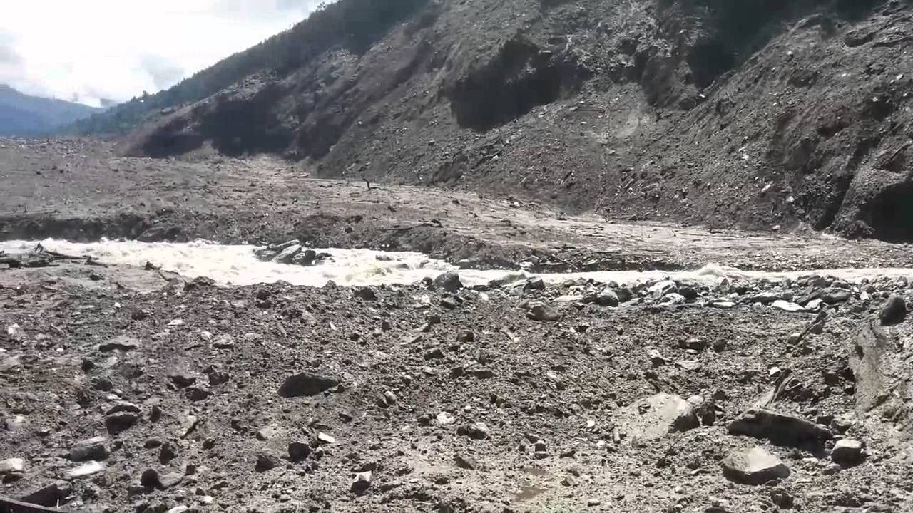 बाढी र पहिरोले सिन्धुपाल्चोकको जनजीवन प्रभावित