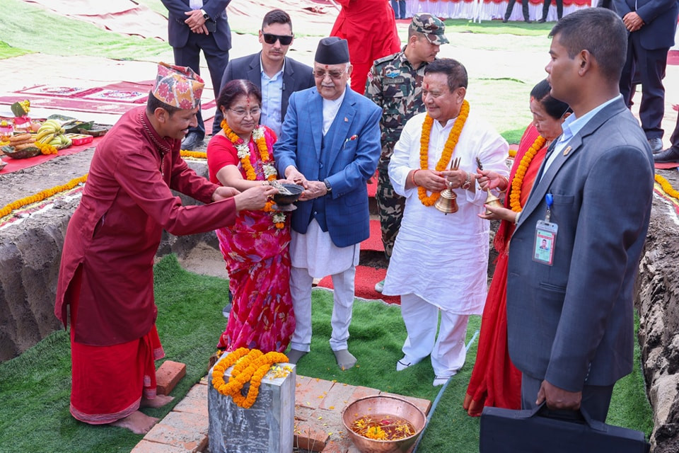 मिनबहादुरले प्रधानमन्त्रीलाई दिएको दानका विरुद्धको रिट न्यायाधीश सुवेदीको इजलासमा