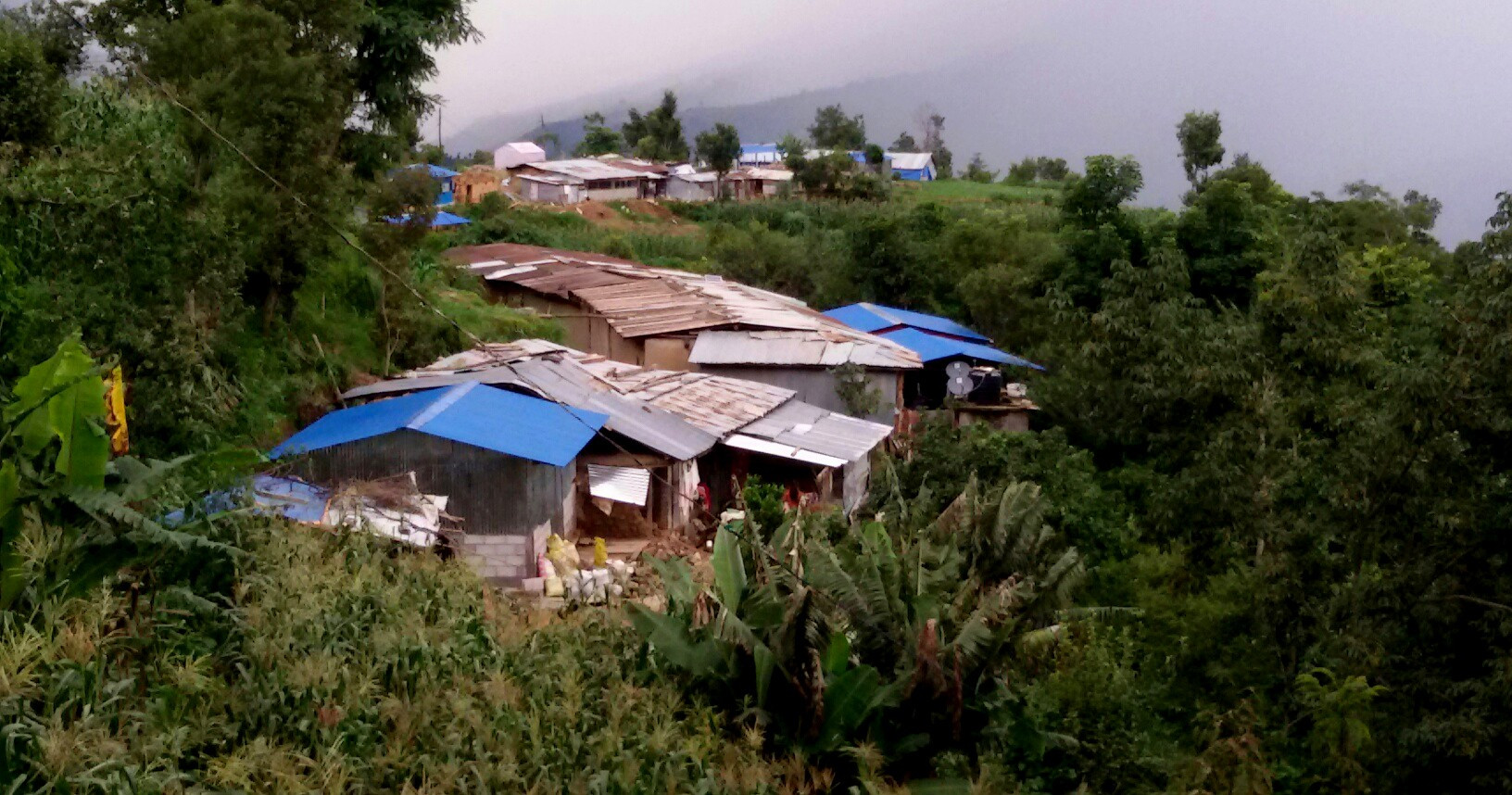 शङ्खरापुर र मेलम्चीको सीमाका दुई गाउँ पहिरोको उच्च जोखिममा