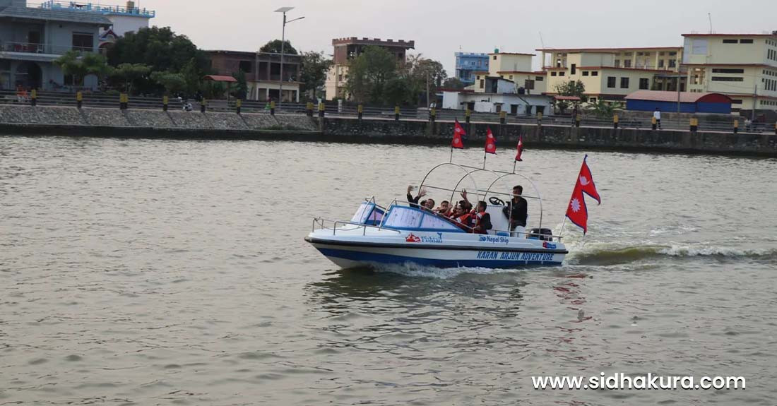 नेपालगञ्जको वाटरपार्कमा आन्तरिक पर्यटकको चहलपहल