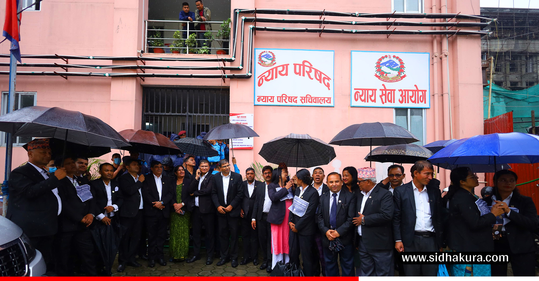 नेपाल बार एसोसियसनद्वारा न्याय परिषद् घेराउ (तस्विरहरु)