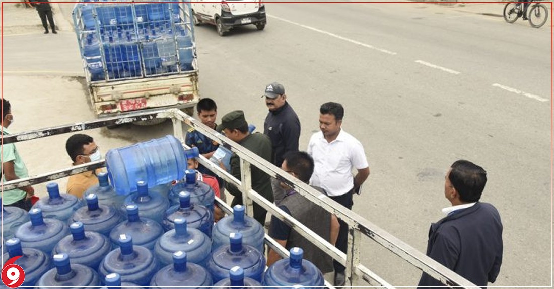 काठमाडौंमा प्रक्रिया नै पूरा नगरी बिक्री हुन्छन् पिउने पानी
