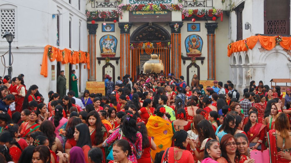 आज तीजः पशुपतिमा व्रतालुहरुको घुइँचो