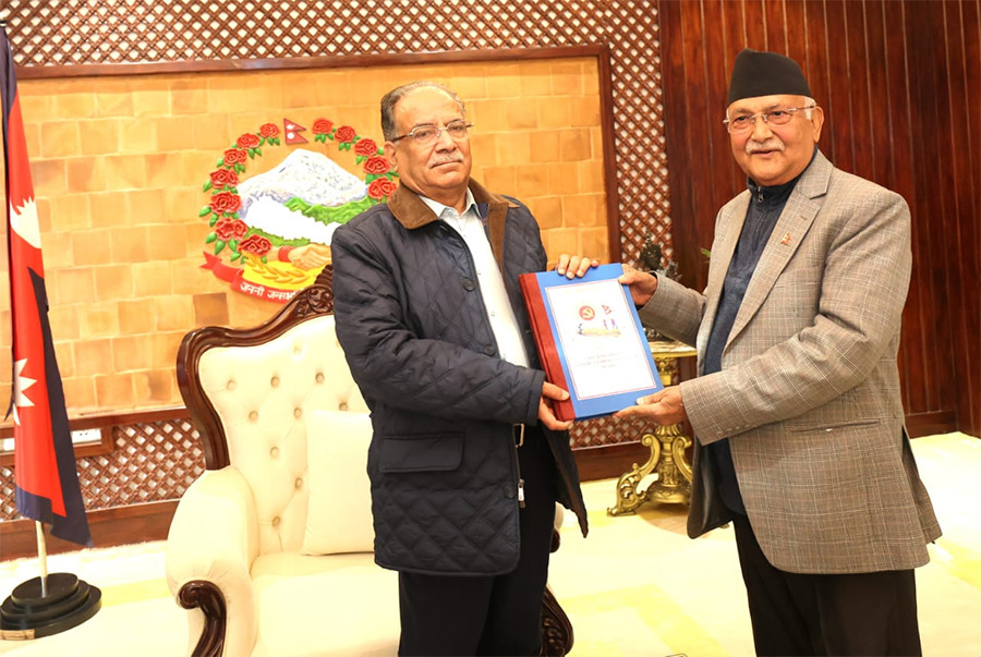 एमालेले सरकारलाई बुझायो  मध्यपहाडका समस्याबारे ७५१ बुँदे माग