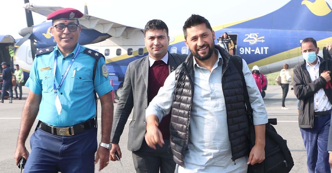 सरकारले भूकम्प पीडितलाई राहत दिन सकिनौँ भनेर हात उठाओस्, रास्वपा तयार छ : रवि लामिछाने (भिडियाेसहित)