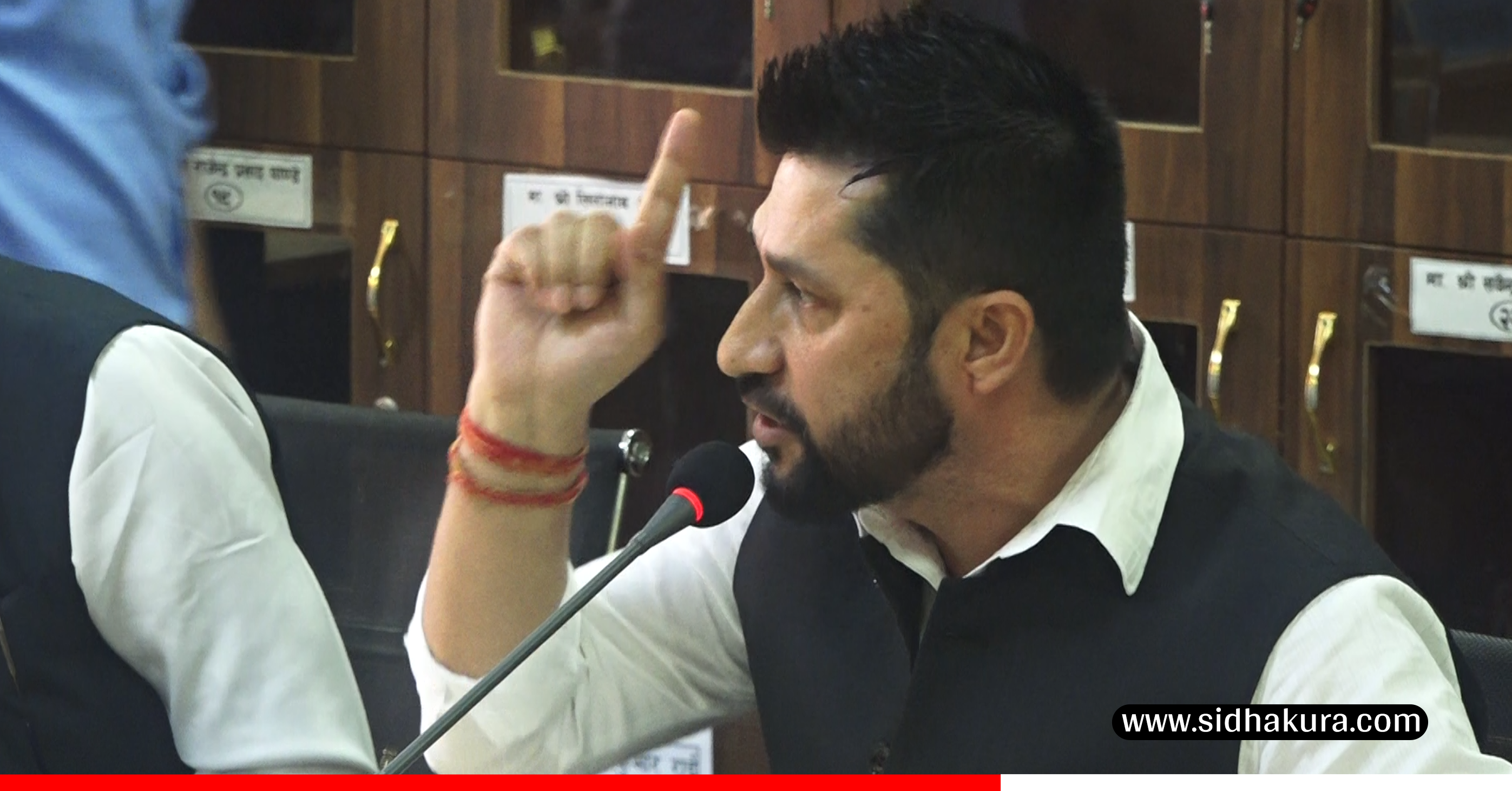 संसदमा रास्वपाले रवि लामिछानेको संसद पद निलम्बनको विरोध गर्ने