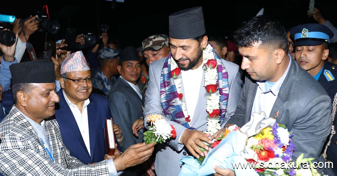 'सुरक्षित छैन भनेर देश छोड्ने दिन अन्त्य गर्न सबै लागौँ' -उपप्रधान एवम् गृह मन्त्री लामिछाने