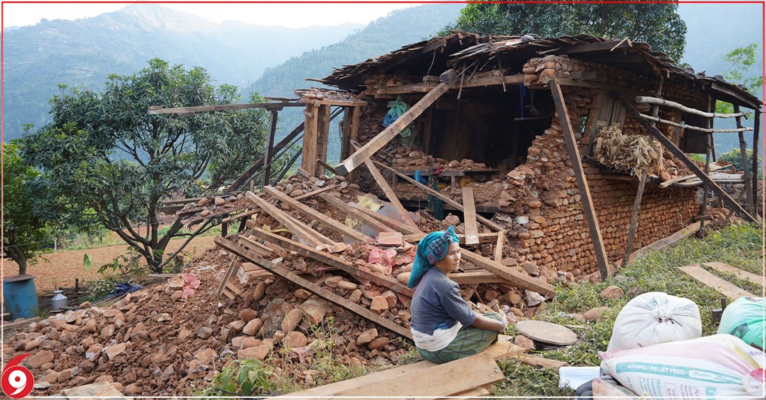 भूकम्प पीडित भन्छन् ‘अहिलेसम्म राहत पाएका छैनाैँ’ (भिडियाेसहित)