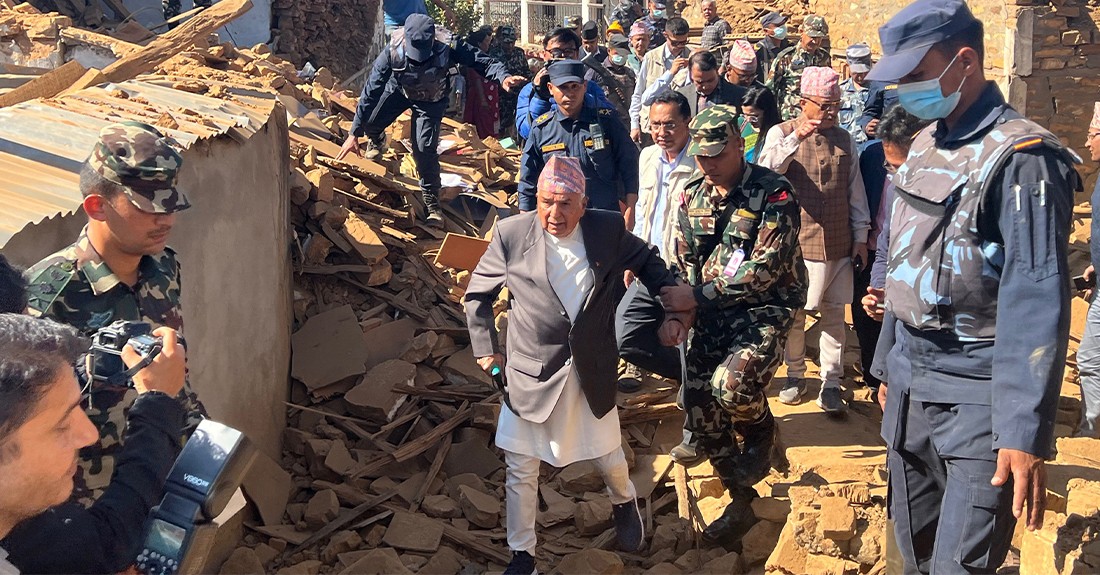 राष्ट्रपतिको भूकम्प पीडितलाई आश्वासन : ‘चिन्ता गर्नु पर्दैन । म सरकारसँग कुरा गर्छु’