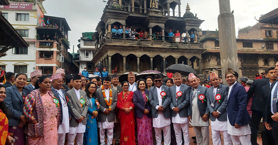 राष्ट्रपति पौडेलद्वारा कृष्णमन्दिरमा पूजाआराधना