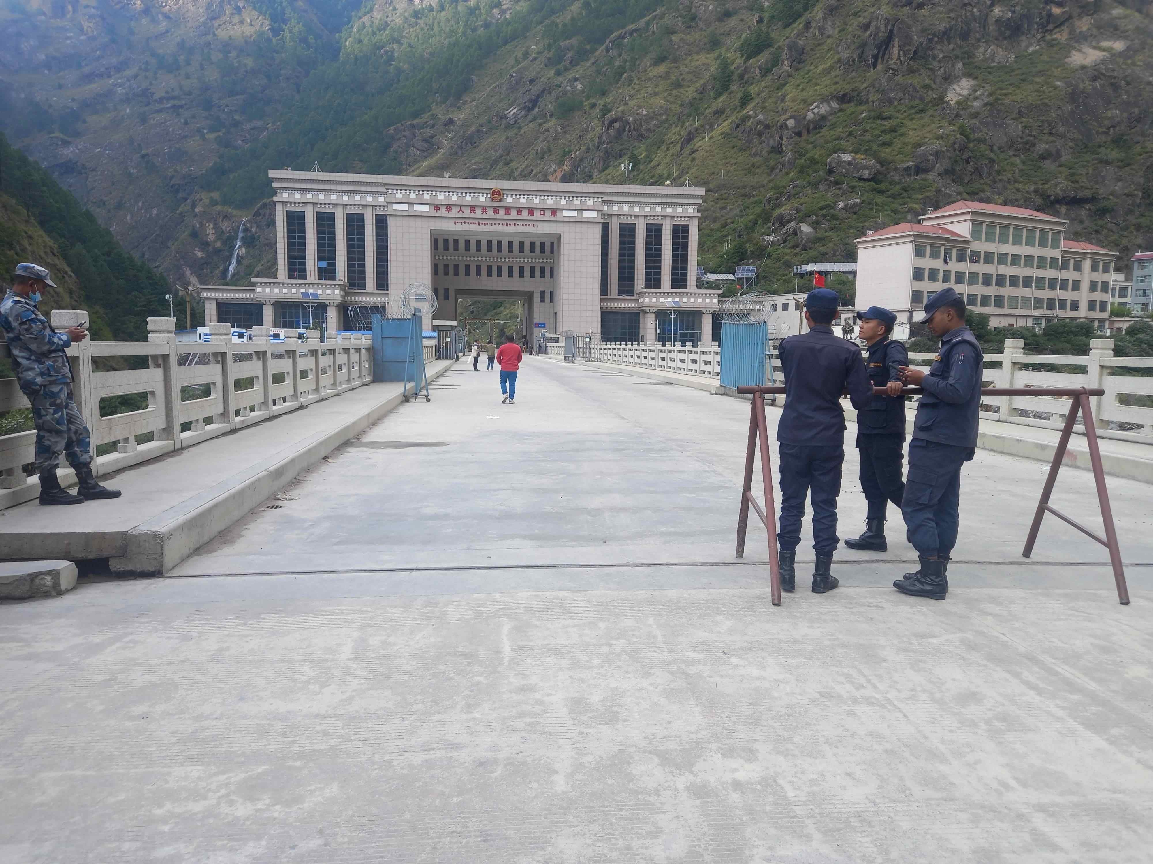 रसुवागढी भन्सारको भवन निर्माण अन्तिम चरणमा
