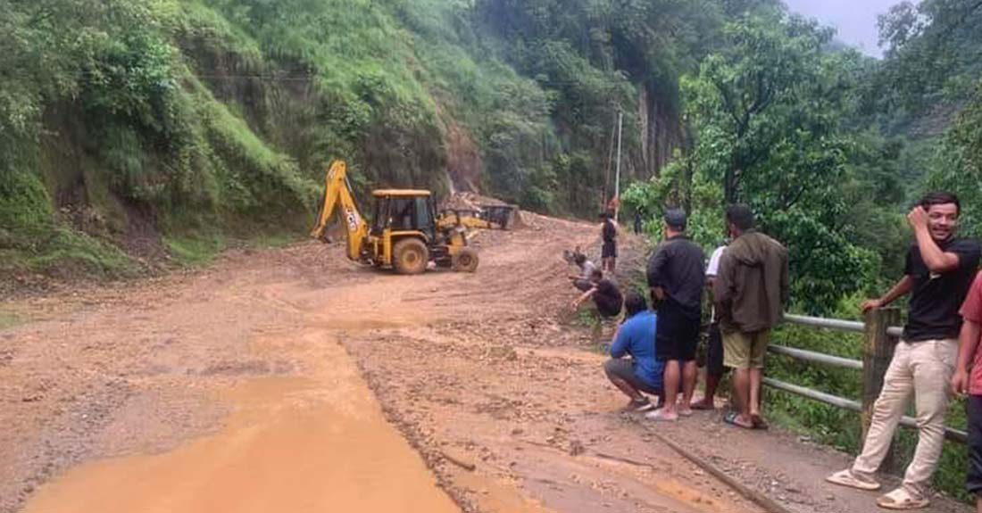 पहिराले मध्यपहाडी राजमार्ग र कालीगण्डकी 'करिडोर' अबरुद्ध