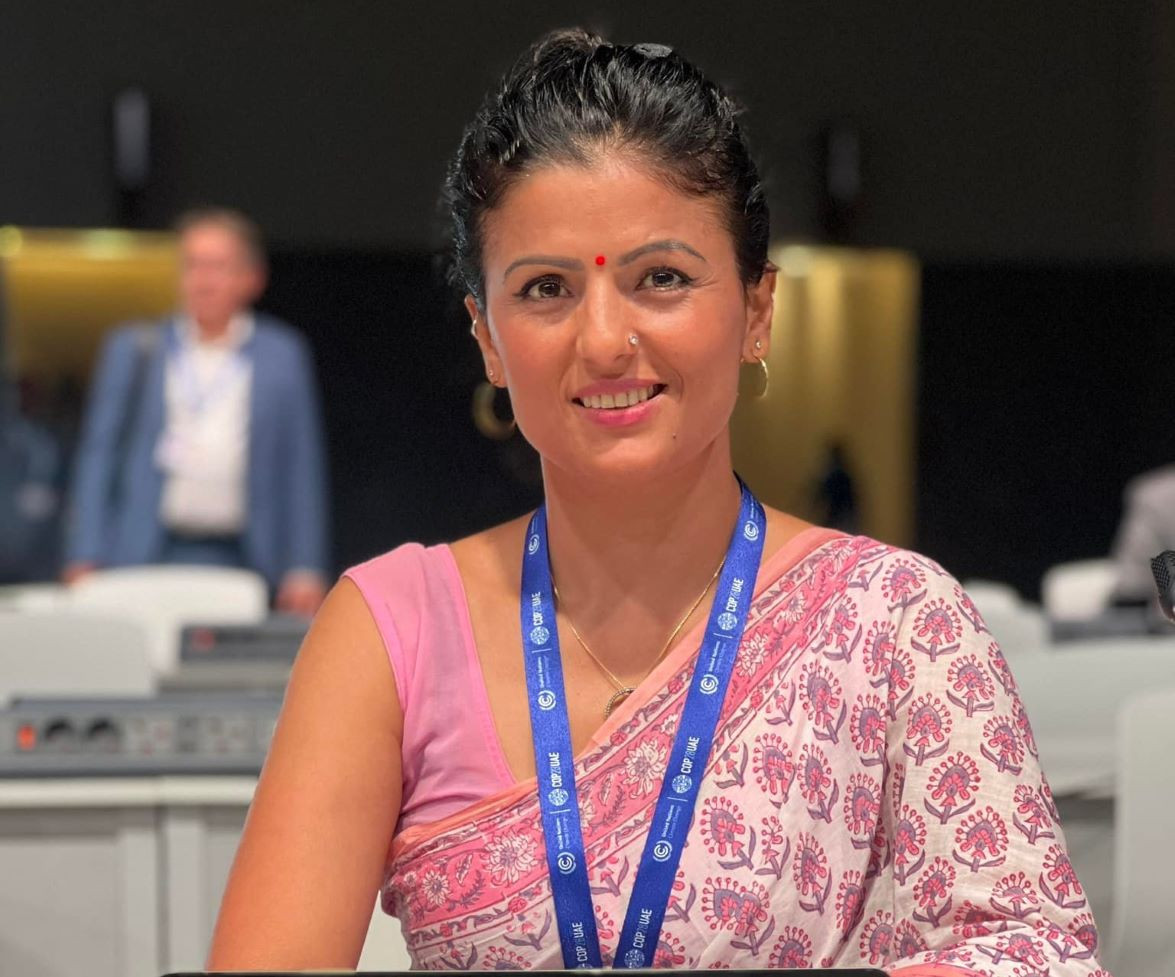 ‘निकिताको आर्थिक अवस्थाबारे भ्रमपूर्ण प्रचार भयो, उनलाई मैले नजिकबाट चिनेकी छु’ : टिभी प्रस्तोता सरिता श्री