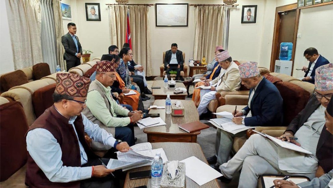 आन्दोलनरत शिक्षक र सरकारबिच सिंहदरबारमा वार्ता सुरु