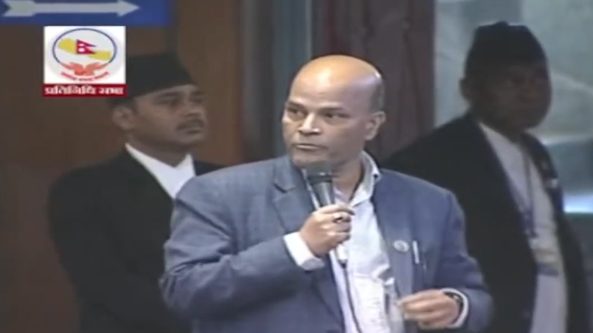 अमरेशकुमार सिंहले मागे स्वास्थ्यमन्त्रीको राजीनामा