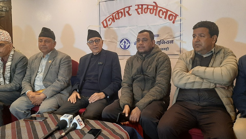 अहिलेको सरकारलाई असफल हुने छुट छैन :  शेखर कोइराला