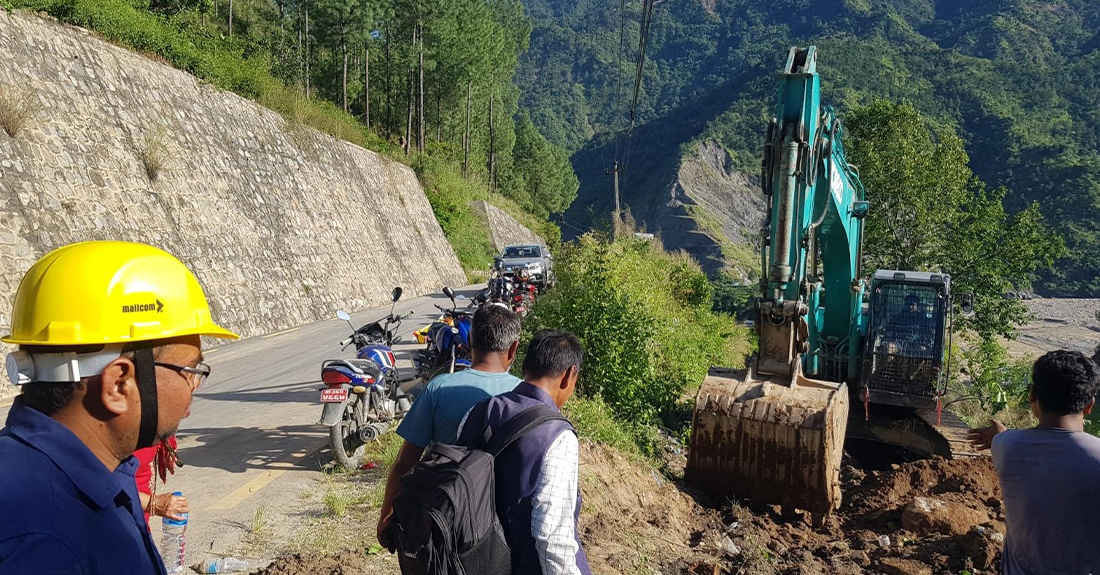 बिपी राजमार्गः काभ्रेतर्फ अस्थायी सडक निर्माण गरिँदै