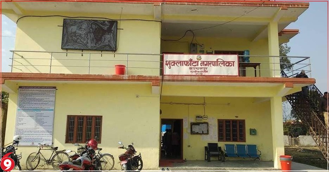 म्याद थप नगरिँदा करार सेवाका स्वास्थ्यकर्मीले तलब पाएनन्
