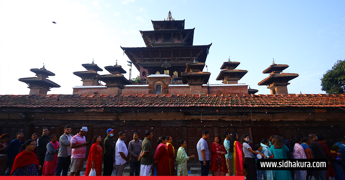 आज मात्रै  मात्र खुल्ने तलेजु भवानी मन्दिरमा दर्शनार्थीको भिड
