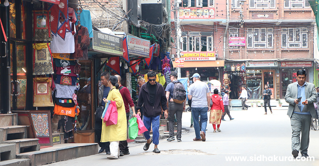 २४सै घण्टा खुल्ने भएपछि उत्साहित ठमेलका व्यवसायी