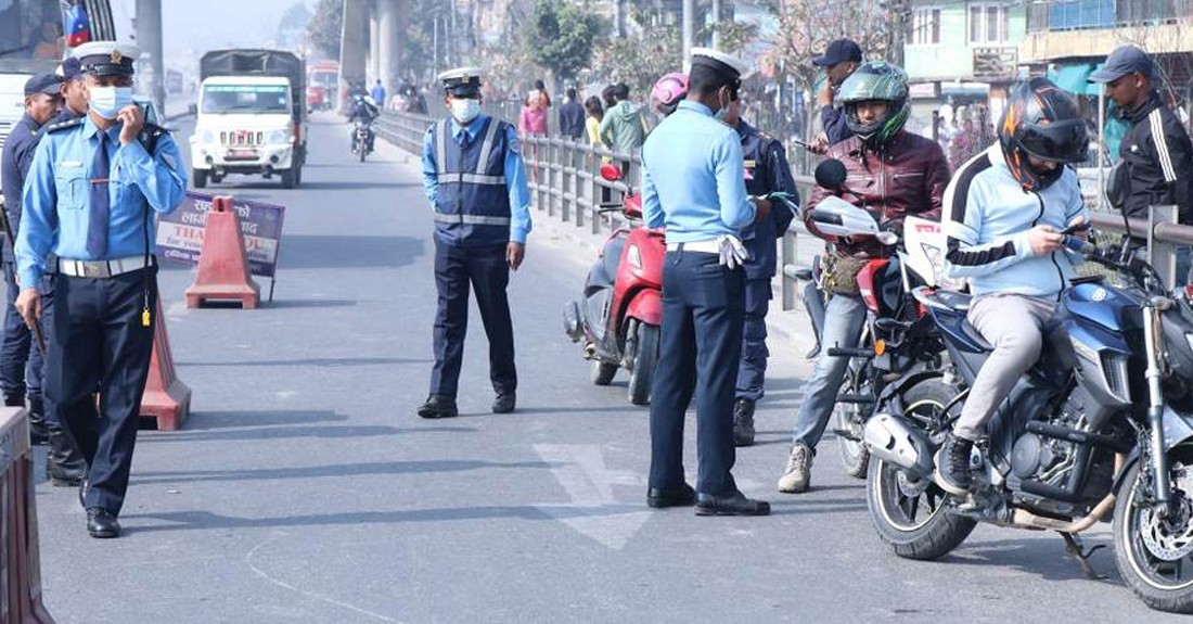 उपत्यकामा एक सातामै ट्राफिक नियम उल्लंघन गर्ने १२ हजार सात सय ११ चालक कारवाहीमा