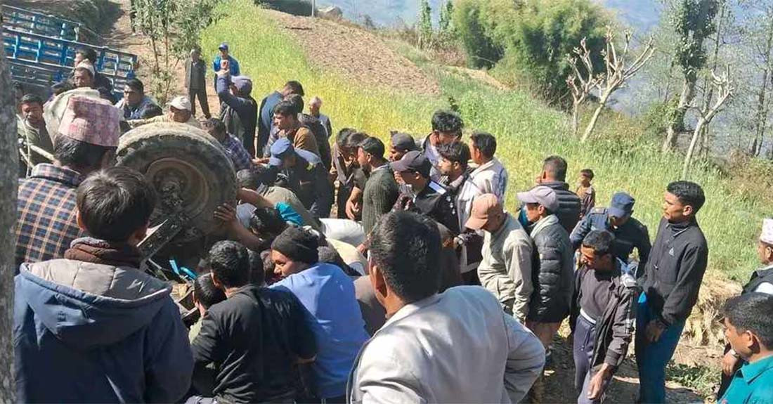अछाममा ट्रयाक्टर दुर्घटना हुँदा ५ जनाको मृत्यु