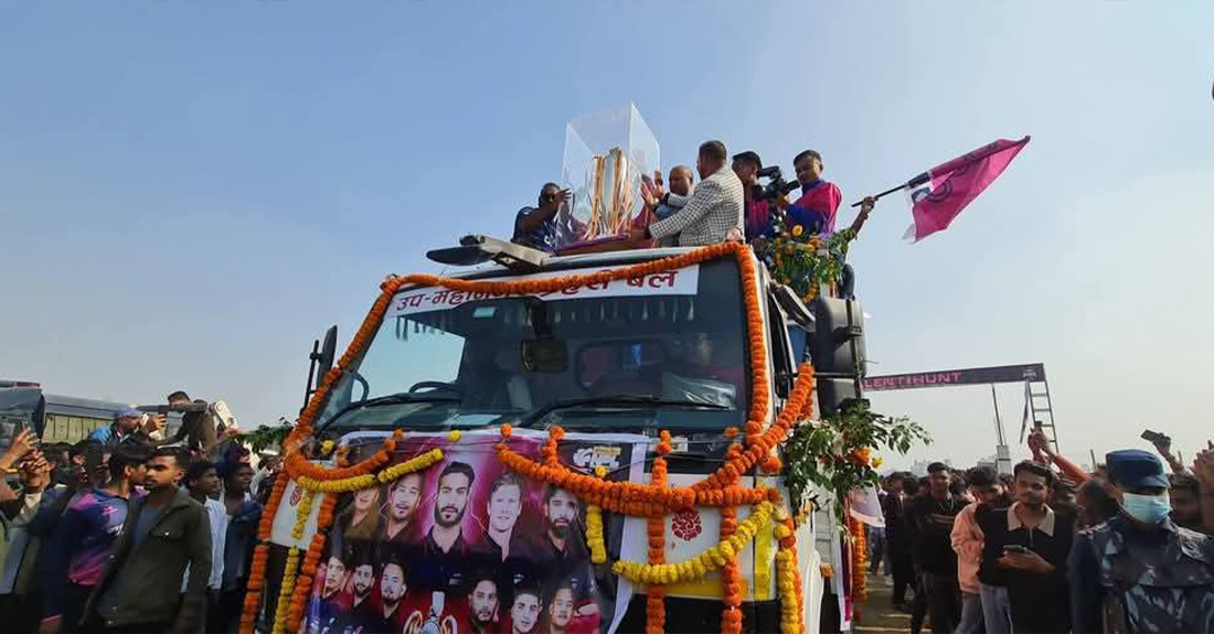 जनकपुरधाममा जनकपुर बोल्ट्सका खेलाडीको 'ट्रफी परेड'