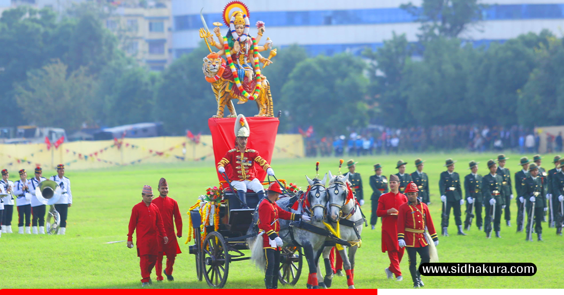 सैनिक मञ्च टुँडिखेलमा फूलपाती बढाइँ (तस्विरहरु)