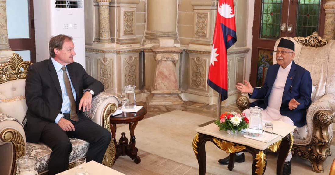 प्रधानमन्त्री ओलीसँग बेलायती राजदूतको शिष्टाचार भेट
