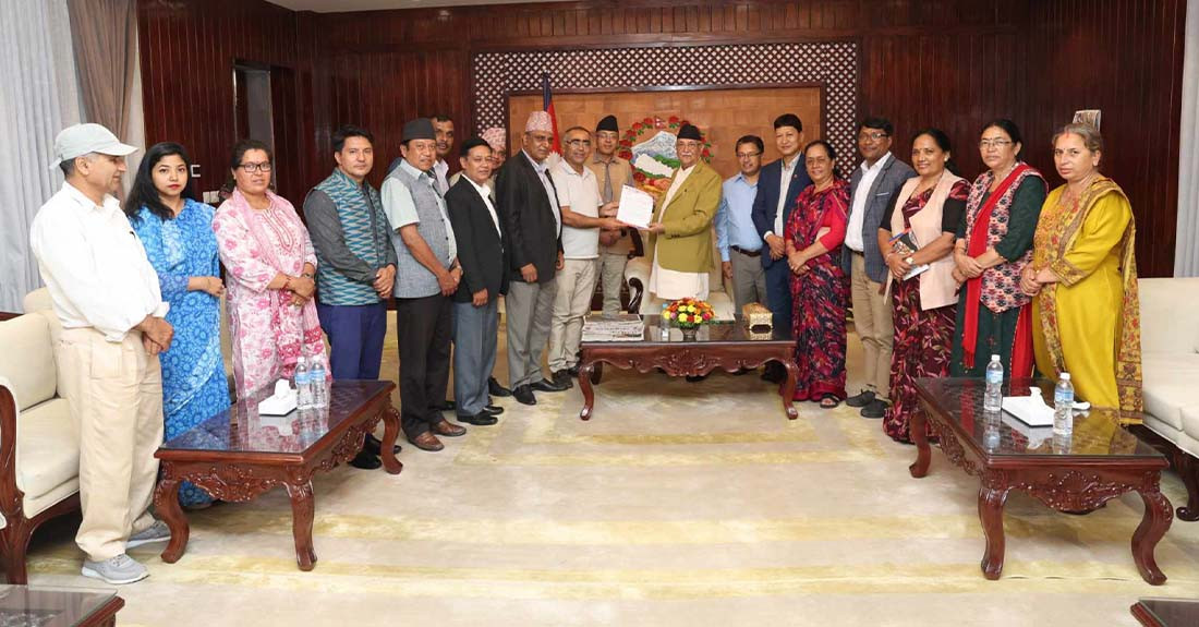 काठमाडौँका एमाले नेताहरुद्वारा प्रधानमन्त्रीलाई ध्यानाकर्षण